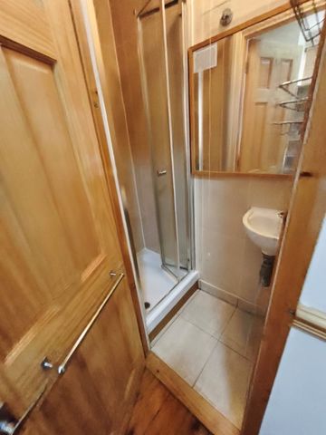 3 Bed Flat, Stanhope Gardens, N4 - Photo 3