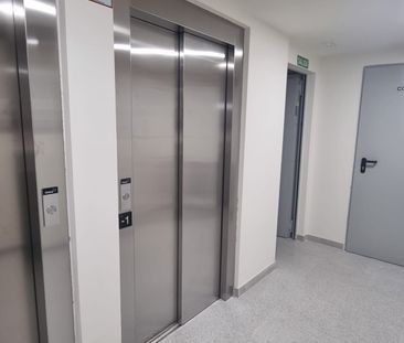 Apartamento de alquiler en Villanueva de la Cañada ciudad - Photo 1