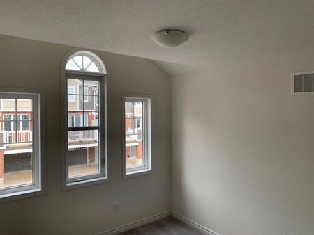 For Lease - 19 Ridge Road Unit# 22, Cambridge, Ontario - Photo 5