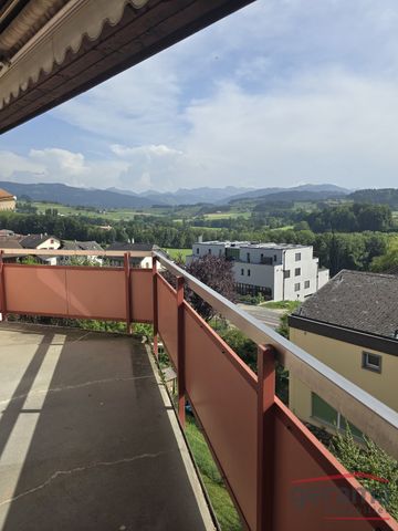 Charmante 3.5 Zimmerwohnung im 1.OG - Photo 3