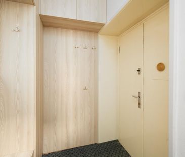 Pronájem bytu 3+1 110 m² - Fotografie 2