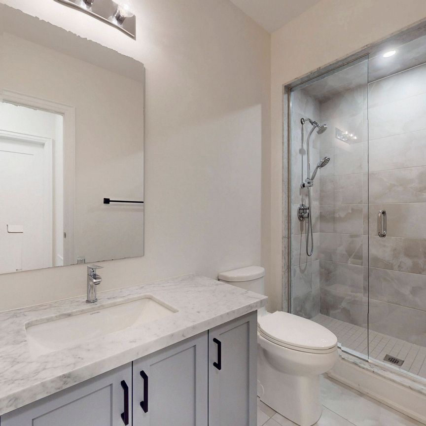 For Lease - 9400 Bayview Avenue, Richmond Hill, Ontario - Photo 1
