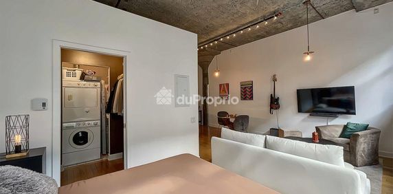 Condo Loft, Style Industriel, Proche du Marché Atwater - Photo 2