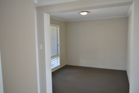 11 Saba Court, Middle Ridge - Photo 5