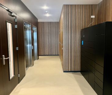 Te huur: Heathrowstraat 246, 1043 CH Amsterdam - Photo 1