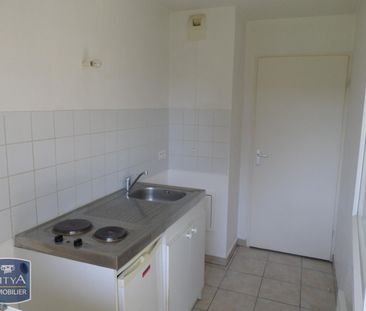 Location Appartement 2 pièces 48m² HENIN BEAUMONT 62110 - Photo 3