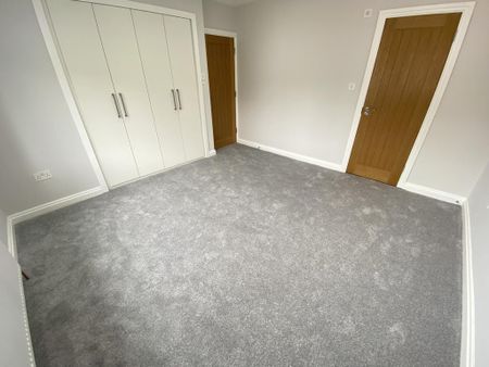 4 bedroom property to rent - Photo 4