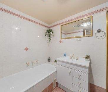 102/13 Sturt Avenue, Griffith ACT 2603 - Apartment For Rent | Domain - Photo 2