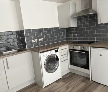 Headlands Road, Pontefract - Photo 1