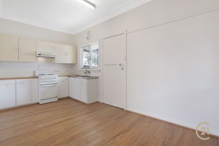 3 Bedroom House - Close to All Amentities - Photo 4