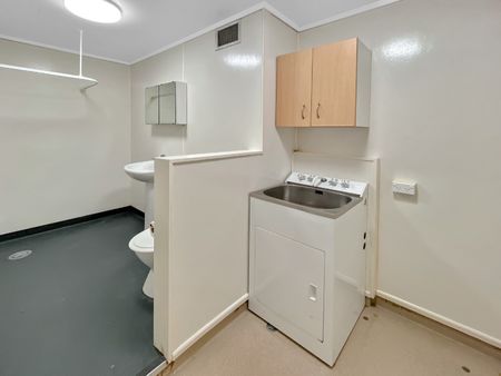Riverside Gardens Apartment - Photo 3