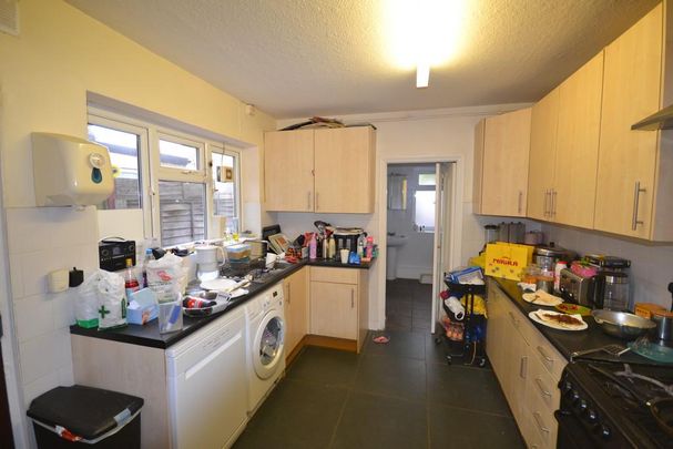 3 bedroom terraced house to rent - Photo 1