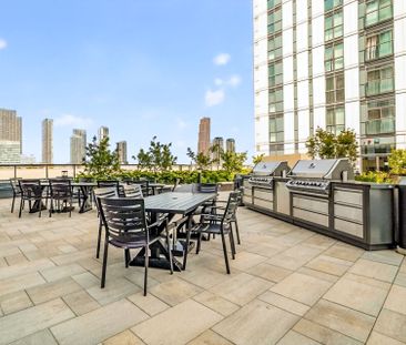 For Lease - 10 Honeycrisp Crescent Unit# 717, Vaughan, Ontario - Photo 2