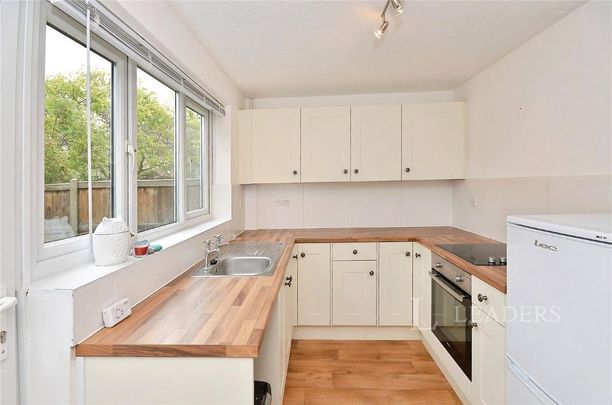 2 bedroom semi-detached house to rent - Photo 1