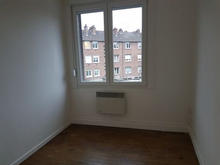 Location Appartement 2 pièces 38m² VALENCIENNES 59300 - Photo 2