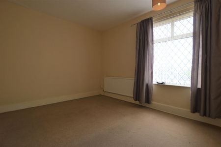 2 bedroom House To Let - Photo 3