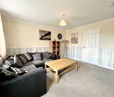Crib Close, Chard, TA20 - Photo 1