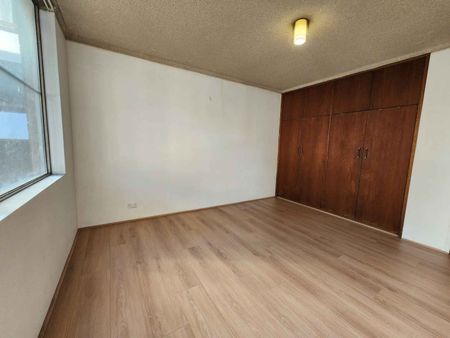 2 BEDROOM APARTMENT ON FIRST FLOOR! - Photo 4