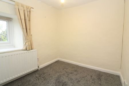 2 Bedroom Cottage - Photo 4