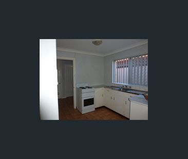 SOUTH KALGOORLIE - Photo 4