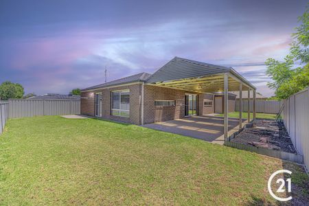 A Great Family Home ! - Photo 5