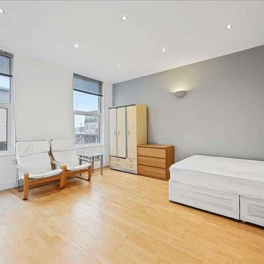 Streatham High Road, London, SW16 - Photo 1