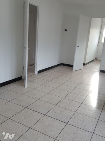 VILLERS SIR SIMON - Photo 5