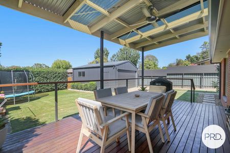 IMPECCABLY WELL PRESENTED HOME! - Photo 2
