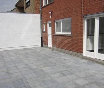 Gerenoveerde halfopen bebouwing in rustige buurt met 4 slaapkamers - Foto 4