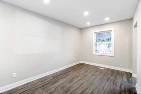 For Lease - 133 Lottridge Street, Hamilton, Ontario - Photo 2