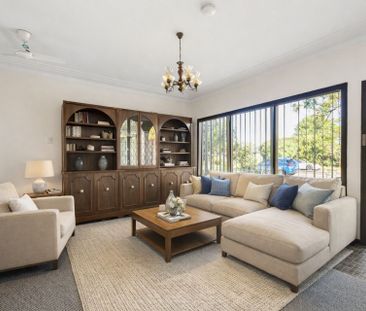 Charming Family Home in Quiet Leumeah Location !!! - Photo 1