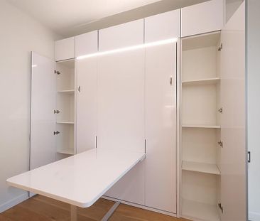 Stunning View. Studio Suite with Storage in Surrey Central By Skytrain - Photo 3