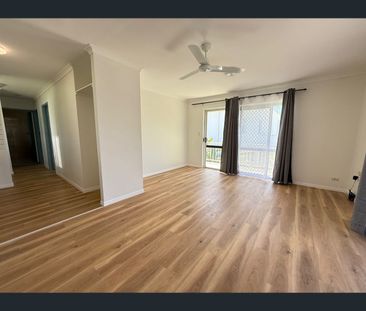 4/2 Schuster Avenue, Miami, Qld 4220 - Photo 5