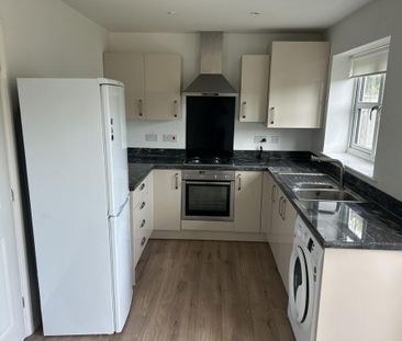 3 bedroom townhouse to rent - Photo 4