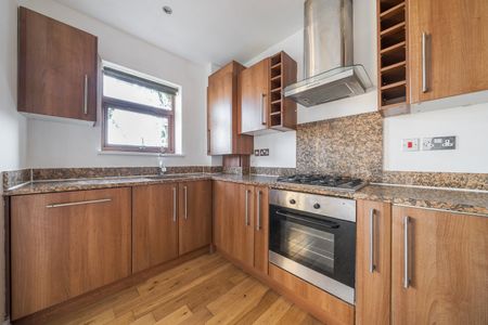 Flat to rent - Mayplace Road East, Bexleyheath, DA7 - Photo 5