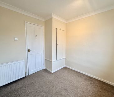 Clay Flat Lane, New Rossington - Photo 4