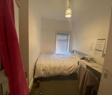 5 bedroom private hall to rent - Photo 6