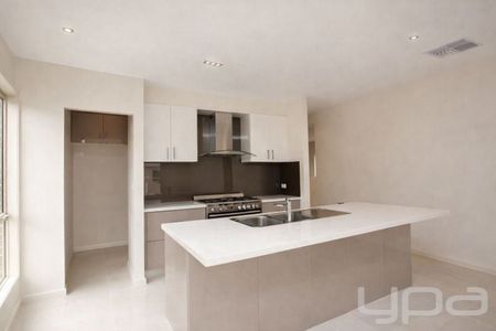 Comfortable Living in a Family-Friendly Location - Photo 4