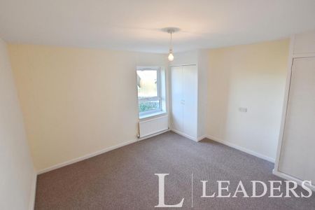 3 bedroom detached house to rent - Photo 4