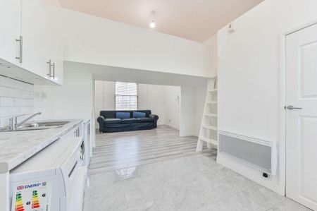 Studio to rent - Photo 3