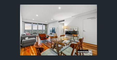 LUXURY RESIDENCE! - Photo 3