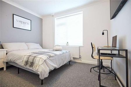 Nasmith Road, Norwich, Norfolk, NR4 - Photo 2