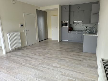Gelijkvloers 1 slpk appartement te huur - Photo 2