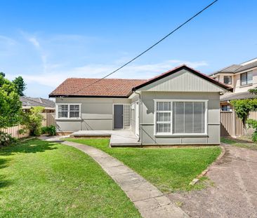 Freshly Renovated Home in Ideal Engadine Location - Photo 2