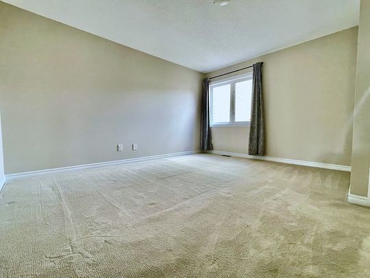 For Lease - 359 Kingbrook Drive, Kanata, Ontario - Photo 1