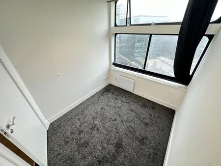 3 bedroom apartment to rent - Photo 4