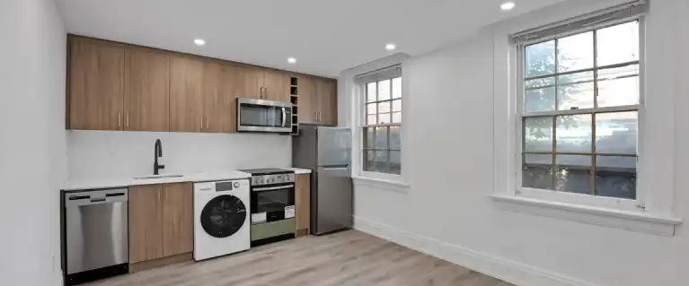 917 St. Clair Avenue West | 917 St Clair Ave West, Toronto - Photo 1