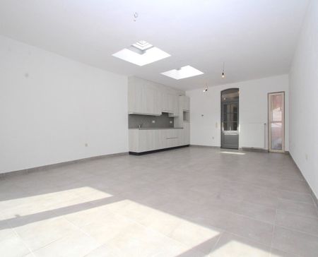 Ruime woning te huur in Schoonaarde met tuin - Photo 3