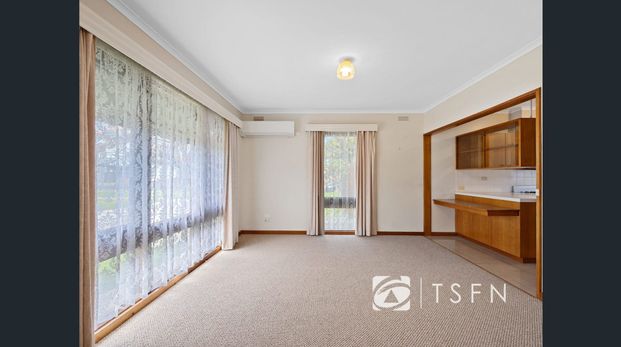 1/2 Rodney St, Flora Hill - Photo 1