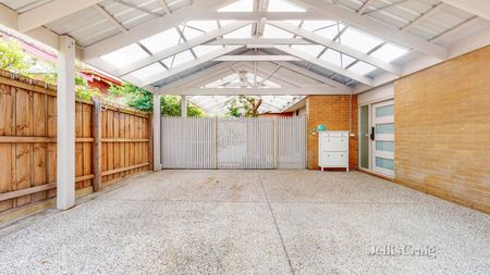 24 Erica Ave, Glen Iris - Photo 5